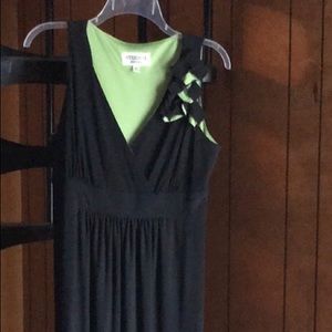 Floral print maxi dress it is a petite size